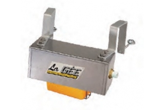 Obrázok pre Plavákový kufrík La Gee zahnuté držiaky prietok 32 l / min pre pastevná nádrže